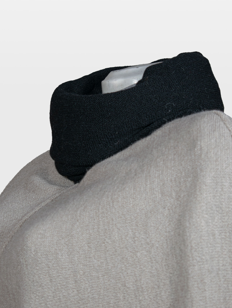 PONCHO MODELO YAKU (AGUA) - Vista 4